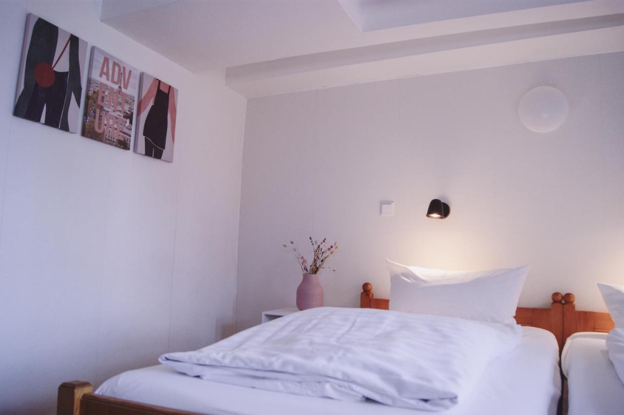 Digital Check-In - Stapelhaeuschen Hotel Cologne Luaran gambar