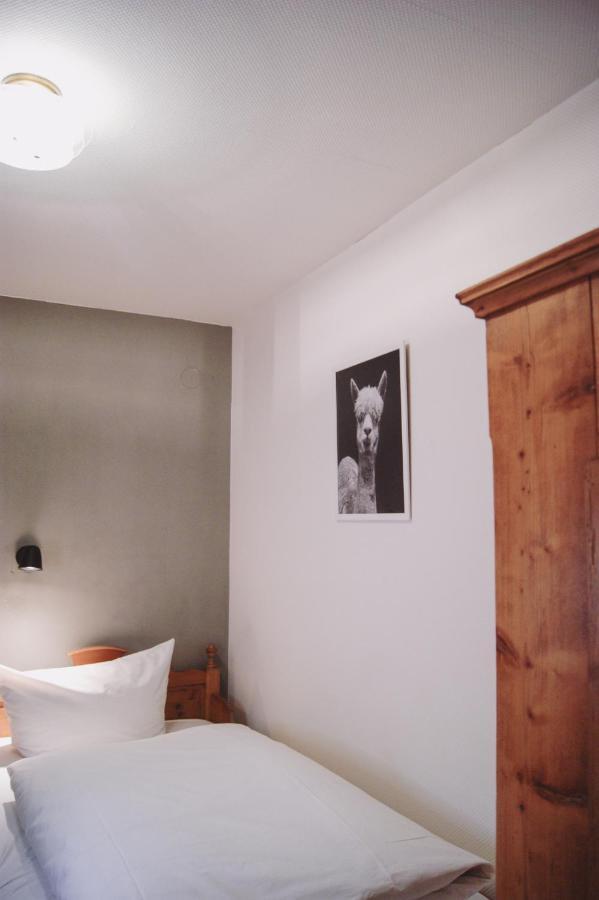 Digital Check-In - Stapelhaeuschen Hotel Cologne Luaran gambar