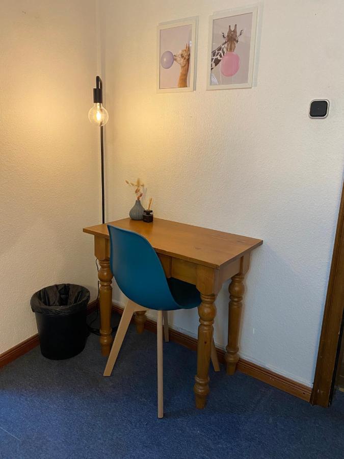 Digital Check-In - Stapelhaeuschen Hotel Cologne Luaran gambar